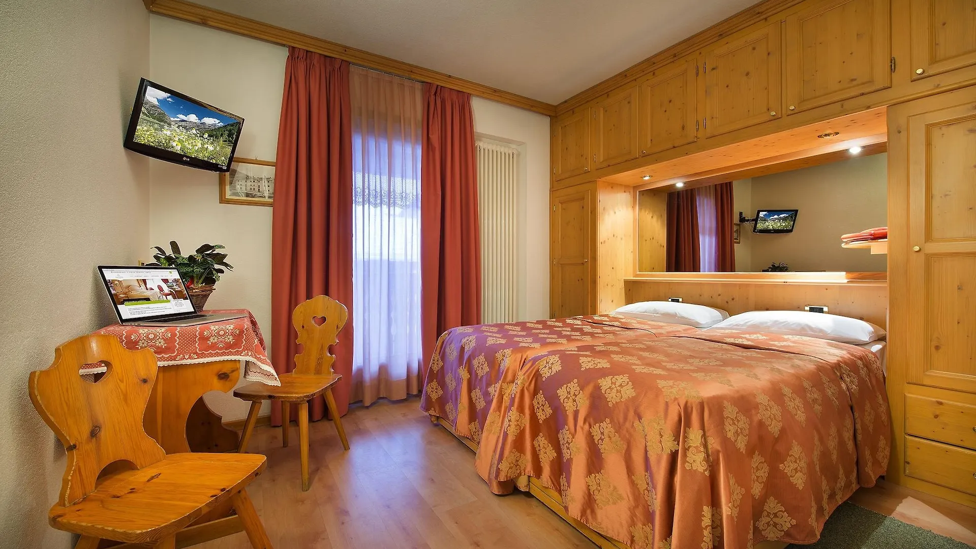 Hotel Valtellina Livigno 3*,  Italy
