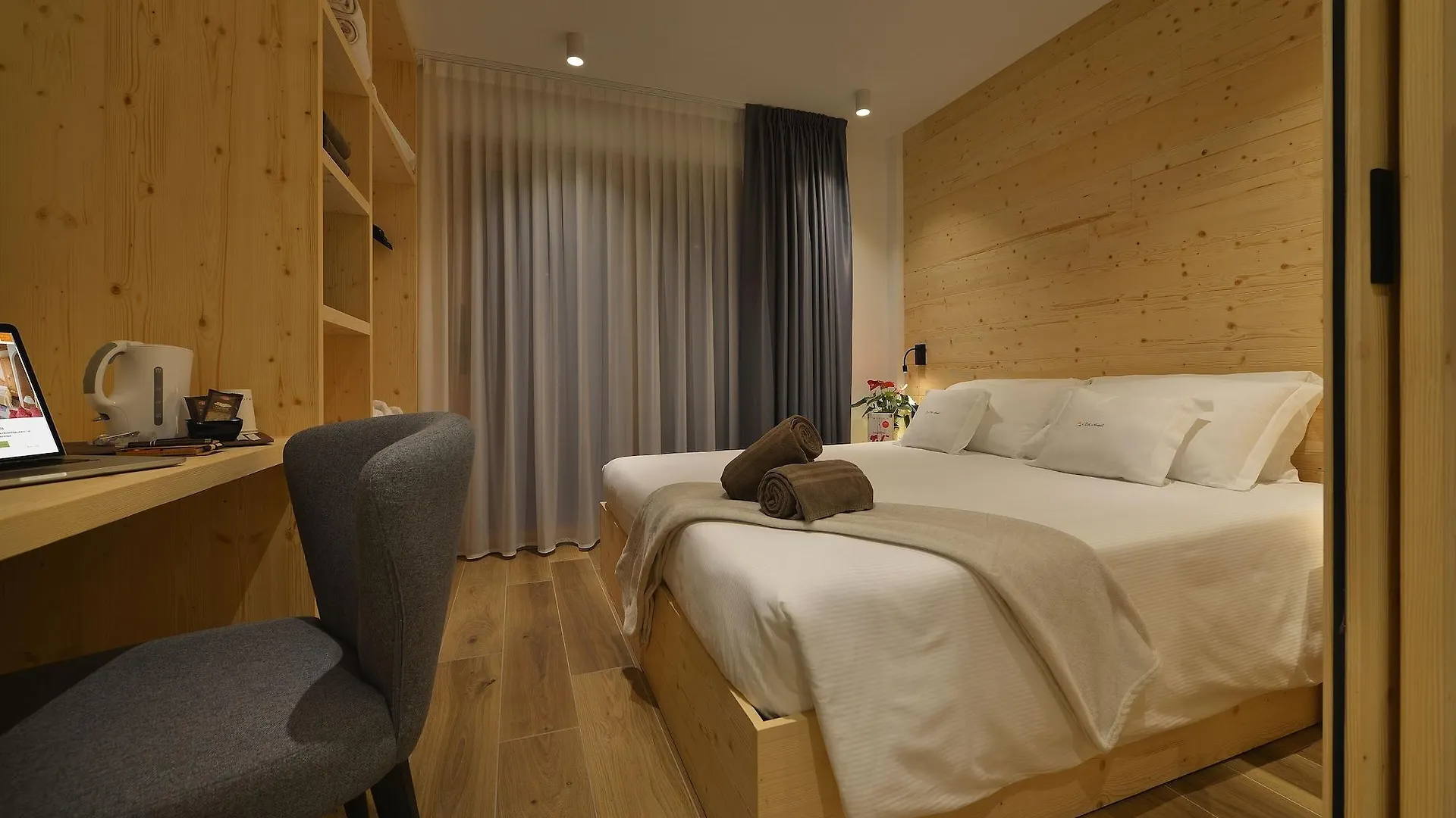 Hotel Valtellina Livigno 3*,  Italy