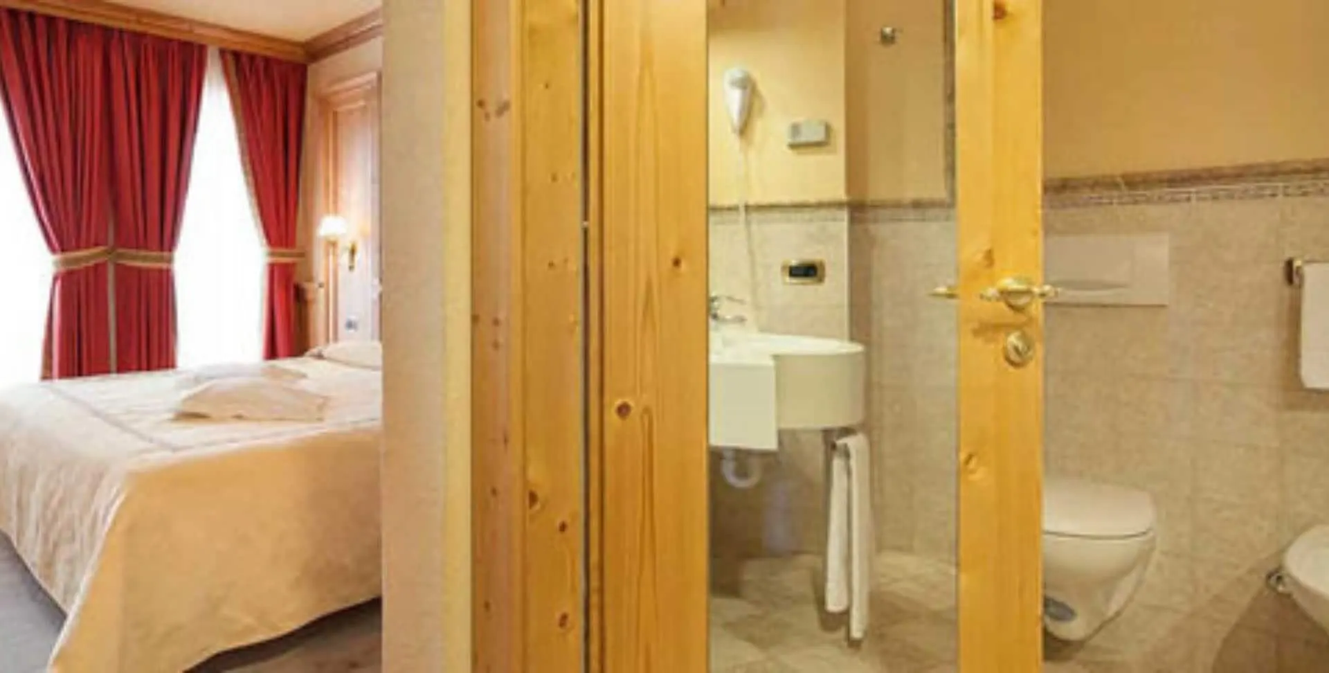 Hotel Valtellina Livigno 3*,  Italy
