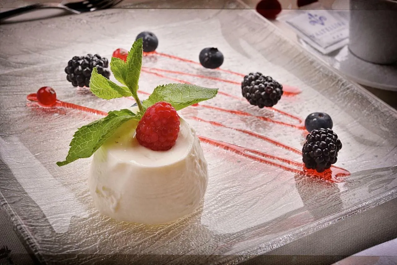 Hotel Valtellina Livigno 3*,  Italy